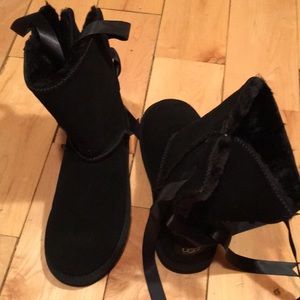 New Ugg boots size 10 fits like a 9.